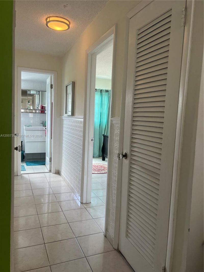 1820 James Ave, Unit 4E, Miami Beach, FL 33139 Photo