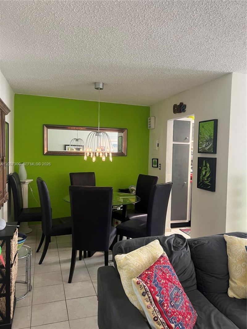 1820 James Ave, Unit 4E, Miami Beach, FL 33139 Photo