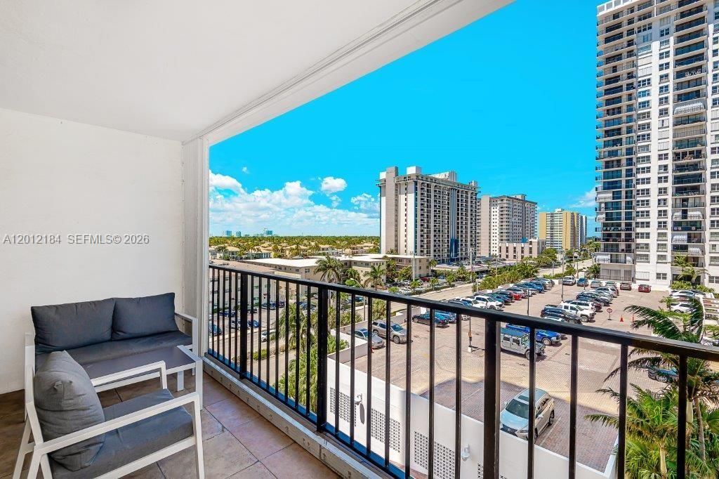 2401 S Ocean Dr , Unit 604, Hollywood, FL 33019 Photo