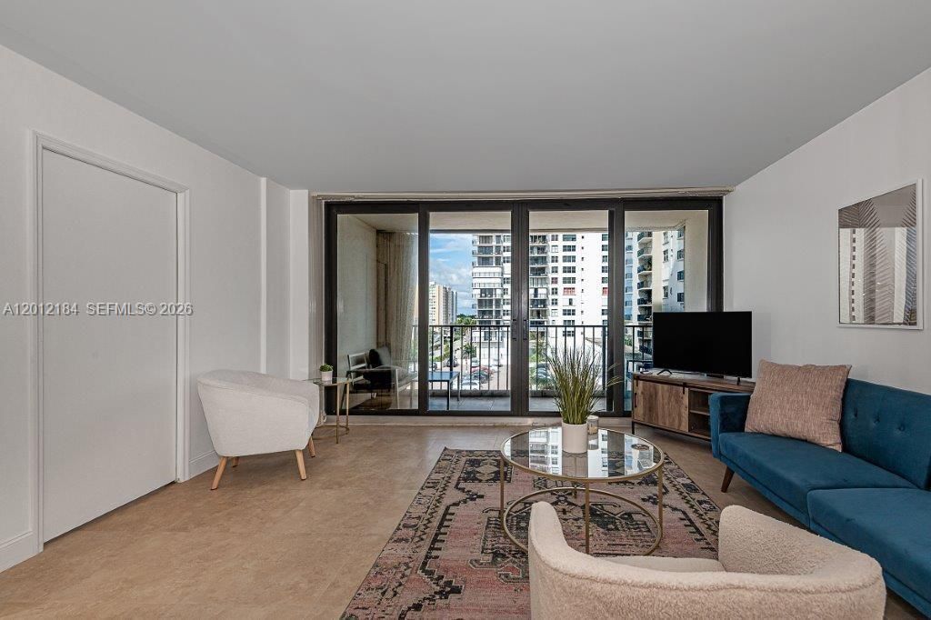 2401 S Ocean Dr , Unit 604, Hollywood, FL 33019 Photo
