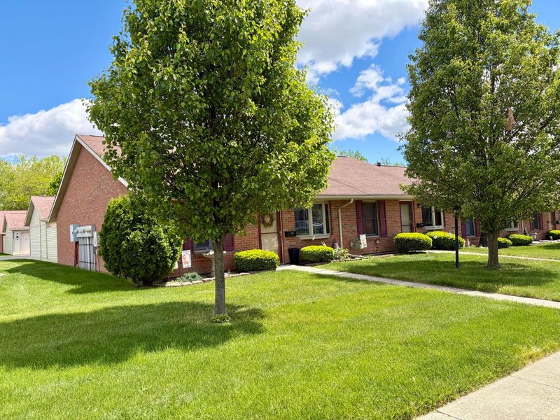 4250 Midfield Street, Springfield, OH 45503 Photo 2