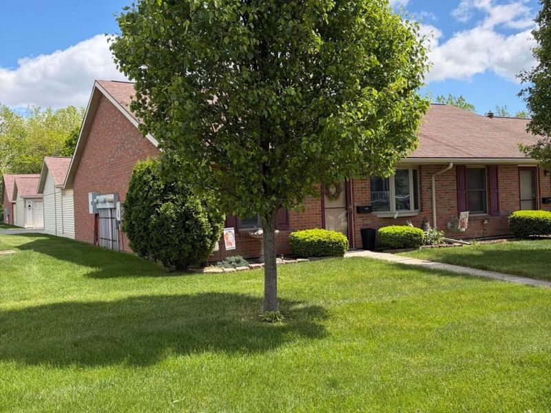 4250 Midfield Street, Springfield, OH 45503 Photo 3