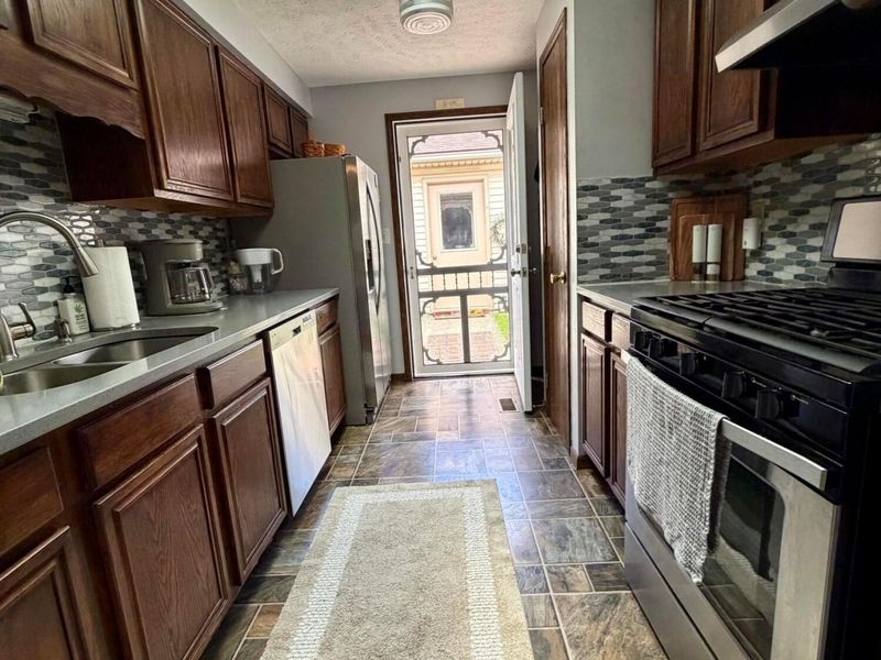 4250 Midfield Street, Springfield, OH 45503 Photo 9