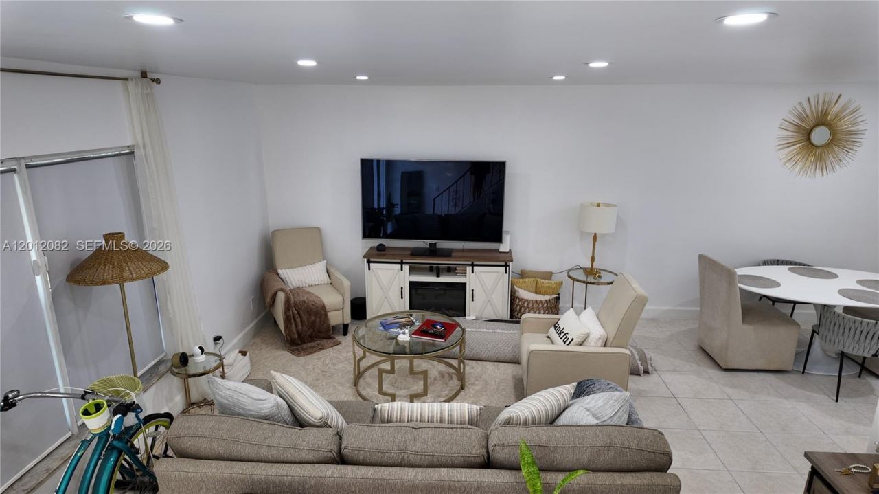 1845 NW 4th Ave, Unit 17, Boca Raton, FL 33432 Photo