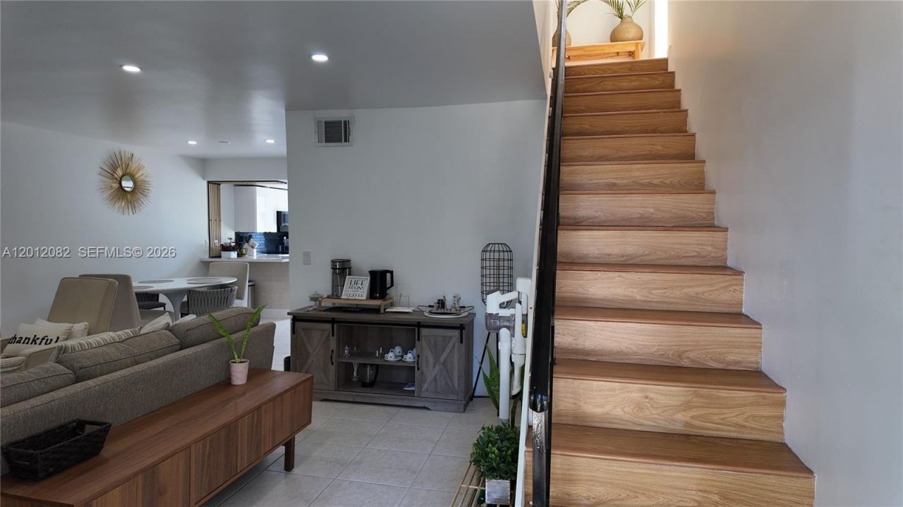 1845 NW 4th Ave, Unit 17, Boca Raton, FL 33432 Photo