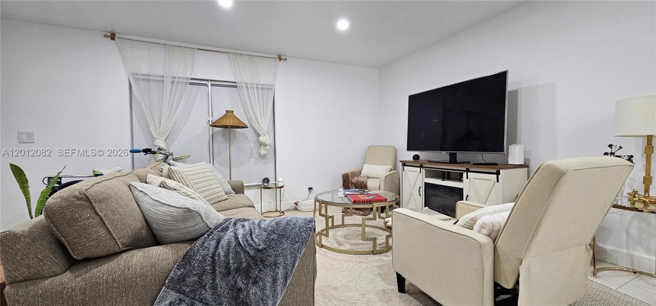 1845 NW 4th Ave, Unit 17, Boca Raton, FL 33432 Photo