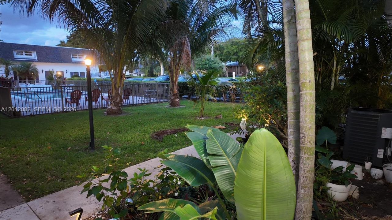 1845 NW 4th Ave, Unit 17, Boca Raton, FL 33432 Photo