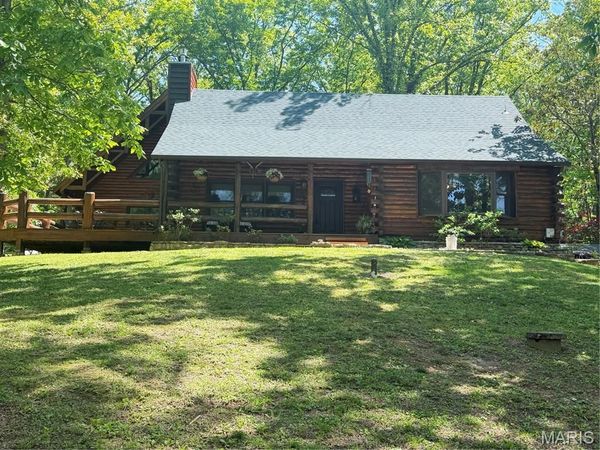 6482 S Lakeshore Drive, Hillsboro, MO 63050