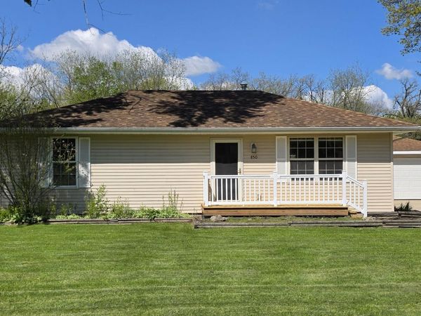 850 S Wisconsin Street , Hobart, IN 46342