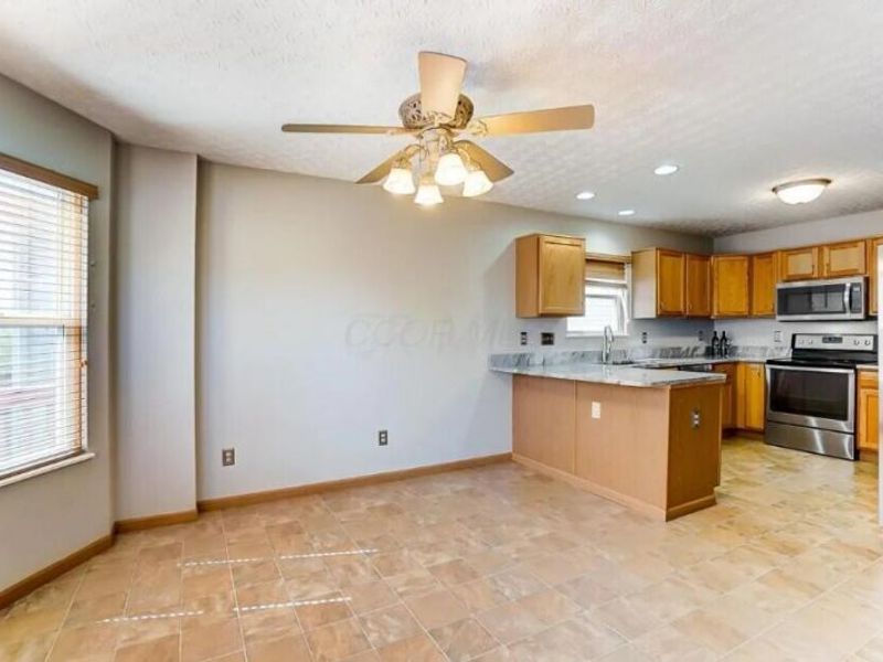9304 Prestwick Green Drive, Columbus, OH 43240 Photo 7