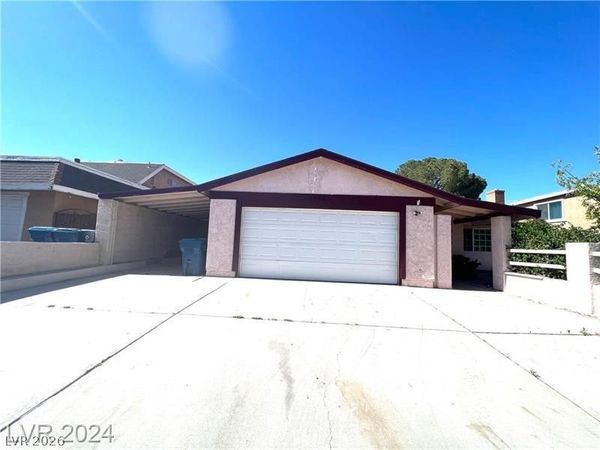7054 Fenway Avenue , Las Vegas, NV 89147