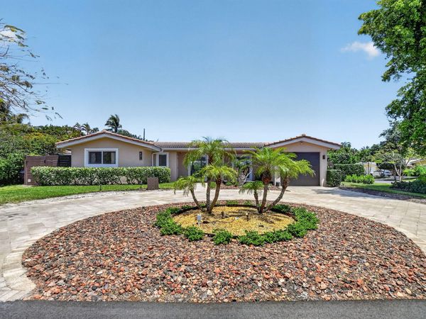 424 SW 7th Way, Boca Raton, FL 33486