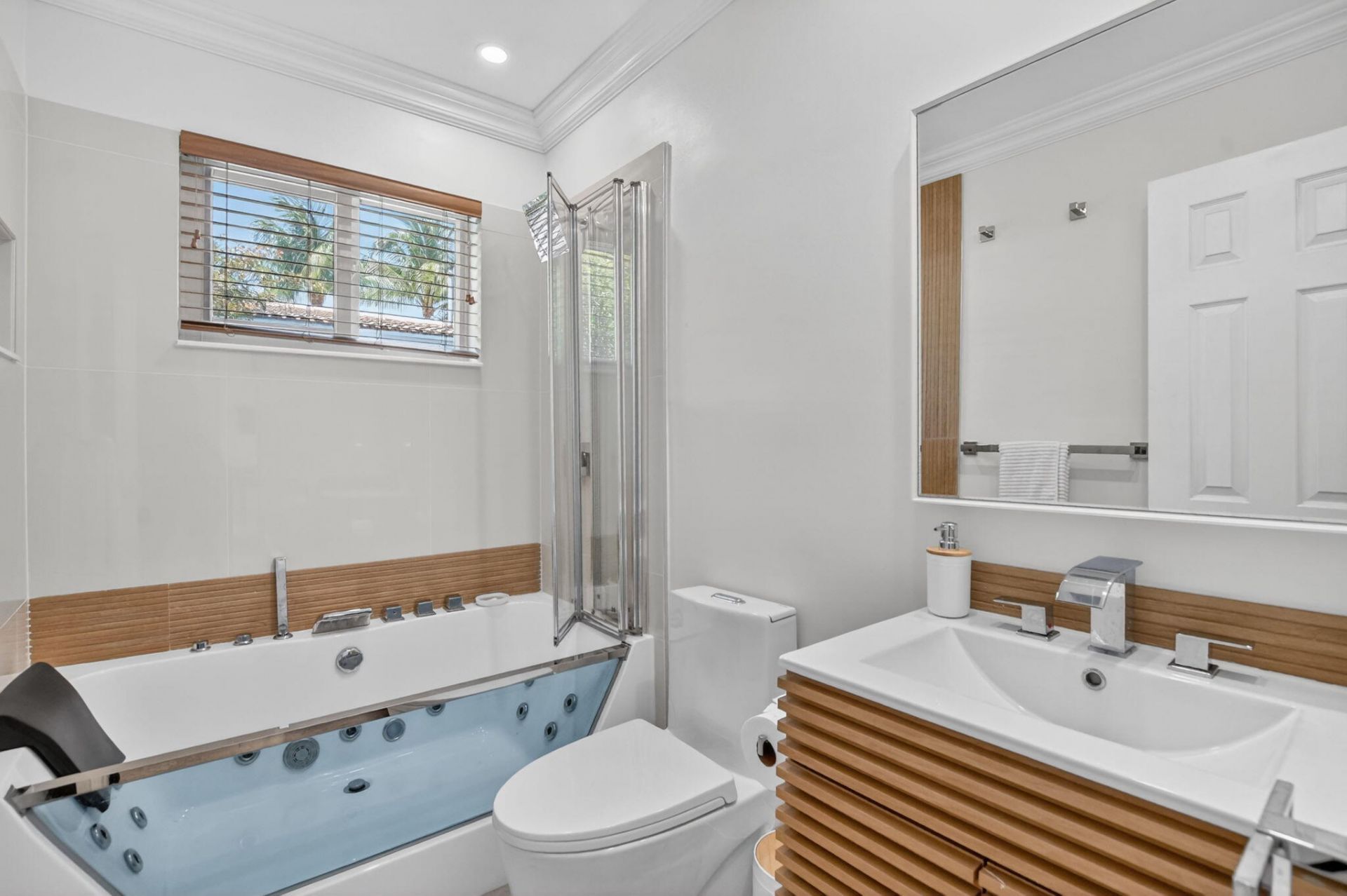 424 SW 7th Way, Boca Raton, FL 33486 Photo