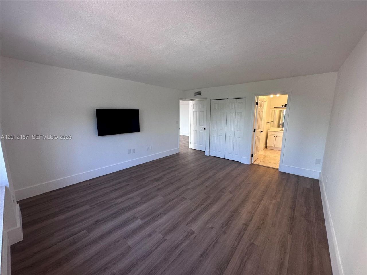 200 178th Dr, Unit 312, Sunny Isles Beach, FL 33160 Photo