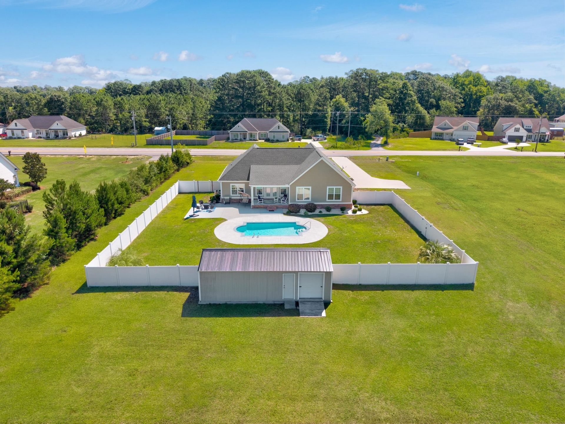 1478 Red Bluff Rd. Photo 5