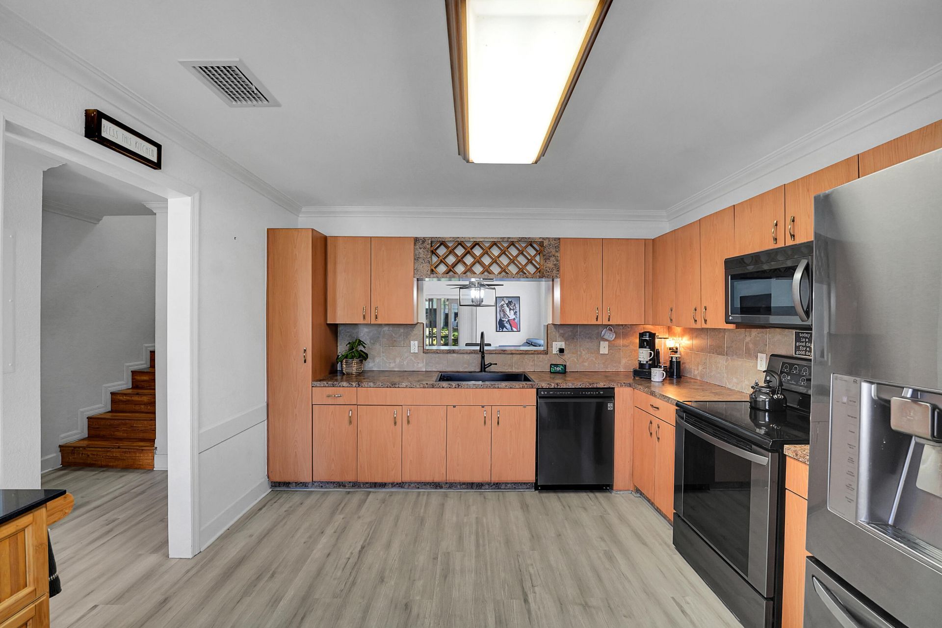 9499 NW 42nd Street, Sunrise, FL 33351 Photo