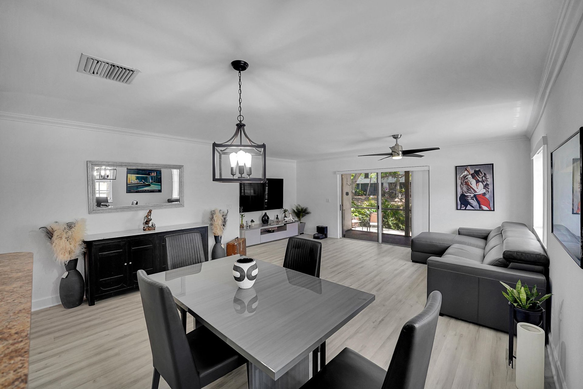 9499 NW 42nd Street, Sunrise, FL 33351 Photo