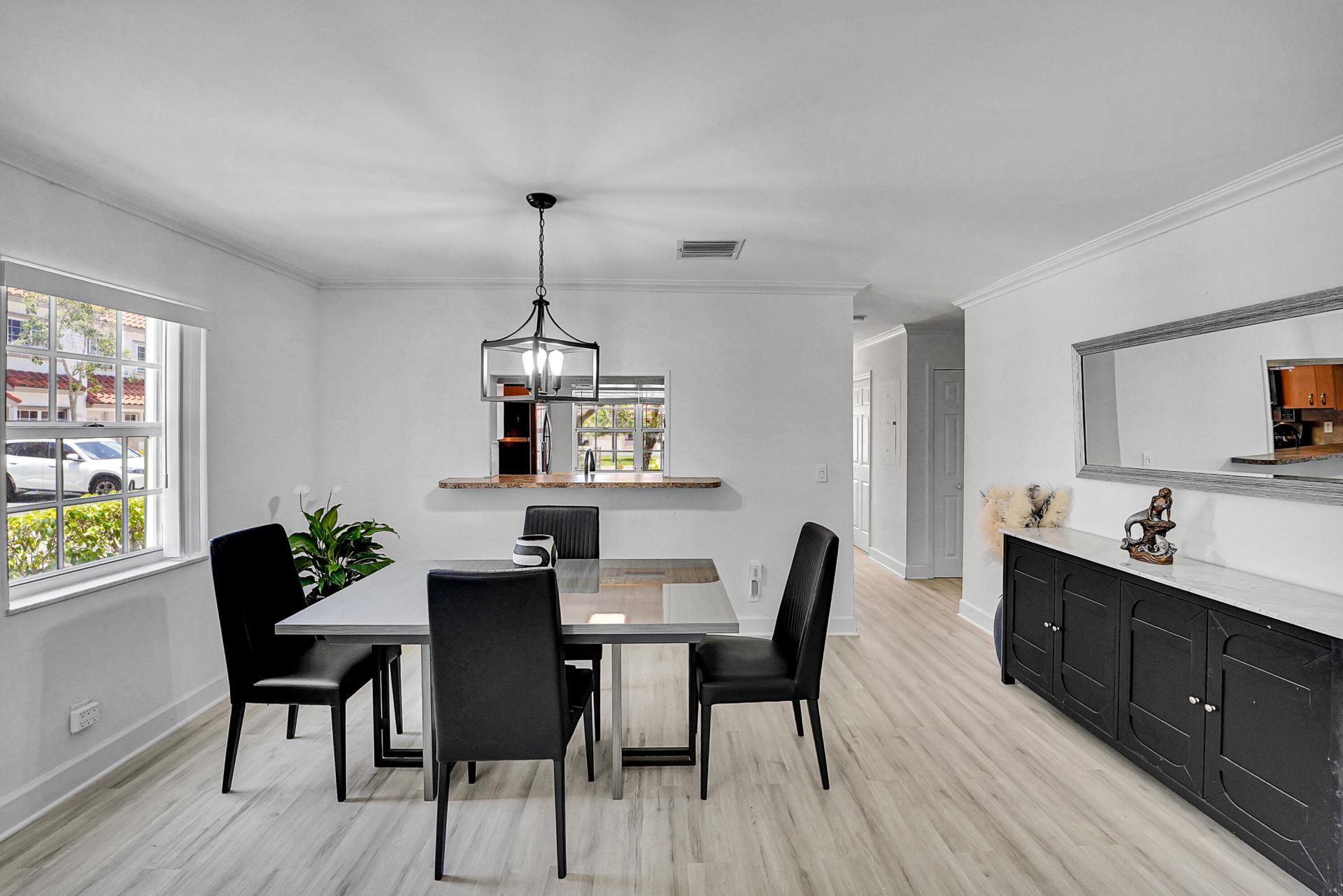 9499 NW 42nd Street, Sunrise, FL 33351 Photo