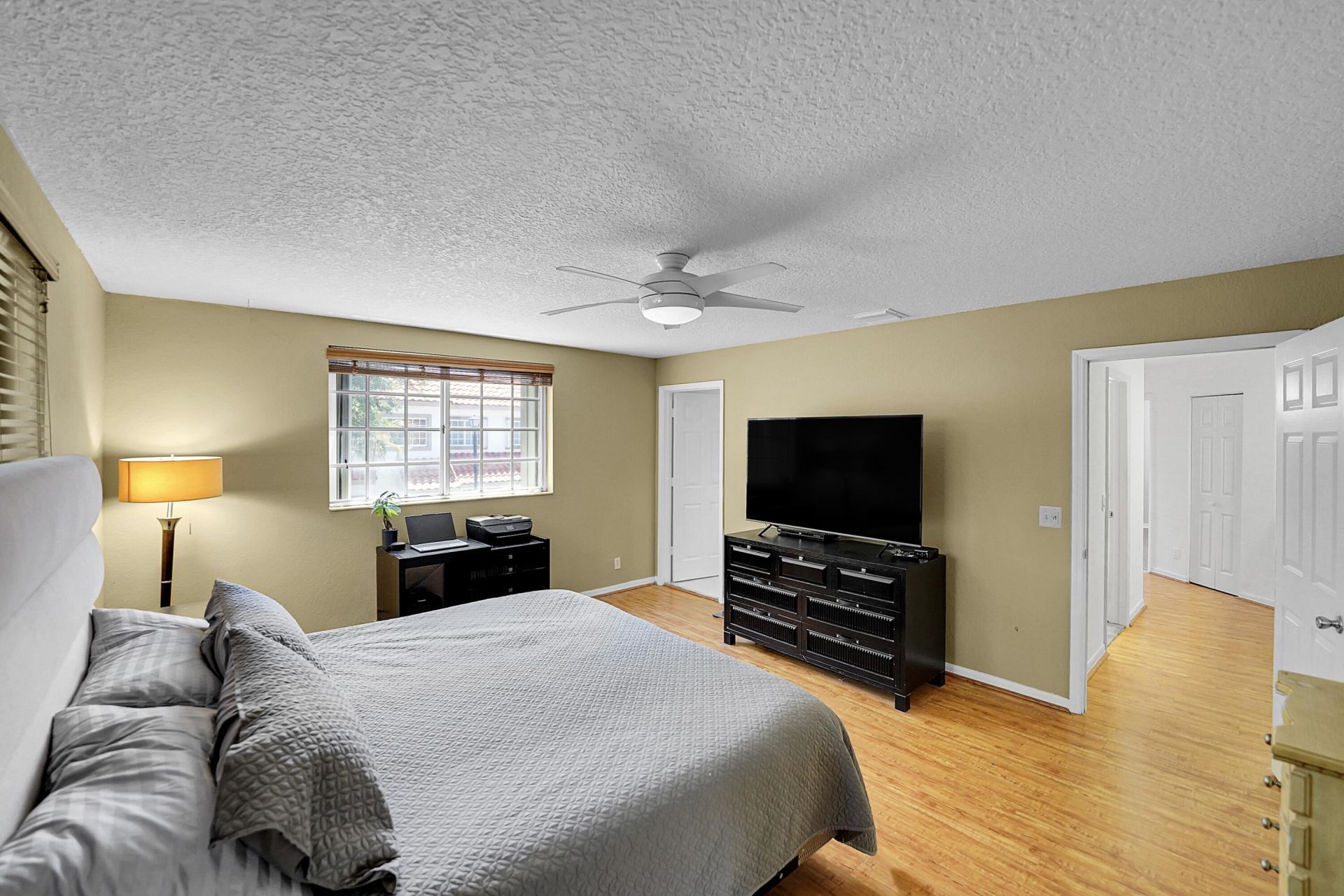9499 NW 42nd Street, Sunrise, FL 33351 Photo