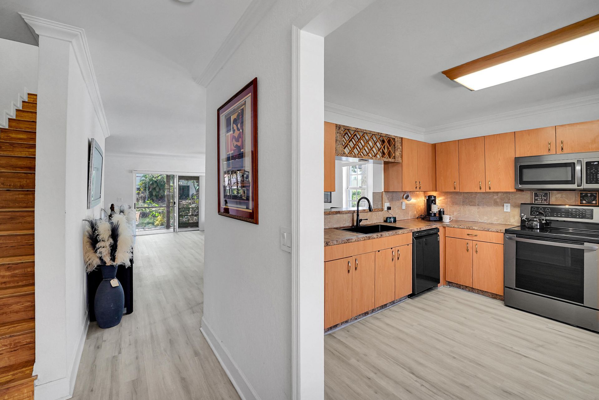 9499 NW 42nd Street, Sunrise, FL 33351 Photo