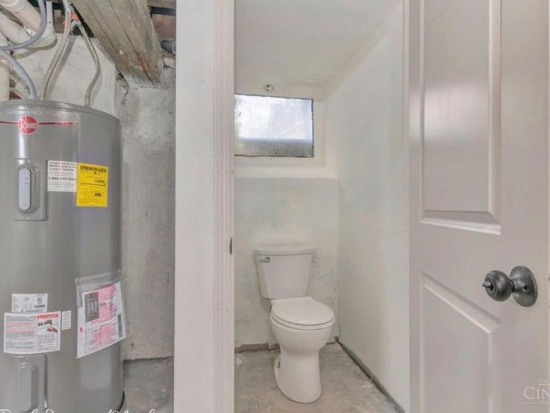 4270 Colerain Avenue, Cincinnati, OH 45223 Photo 29
