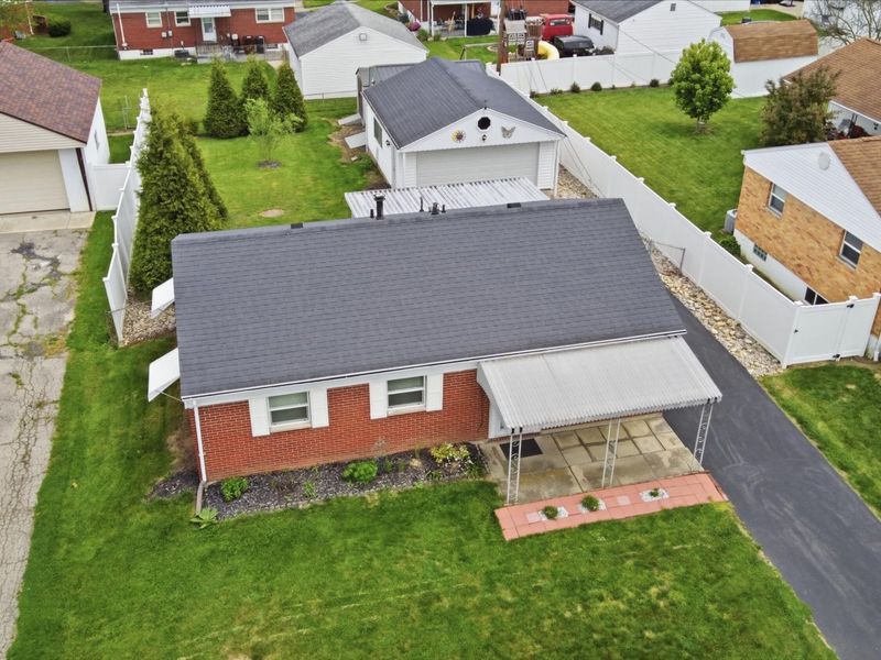 60 Quinby Lane, Dayton, OH 45432 Photo 1