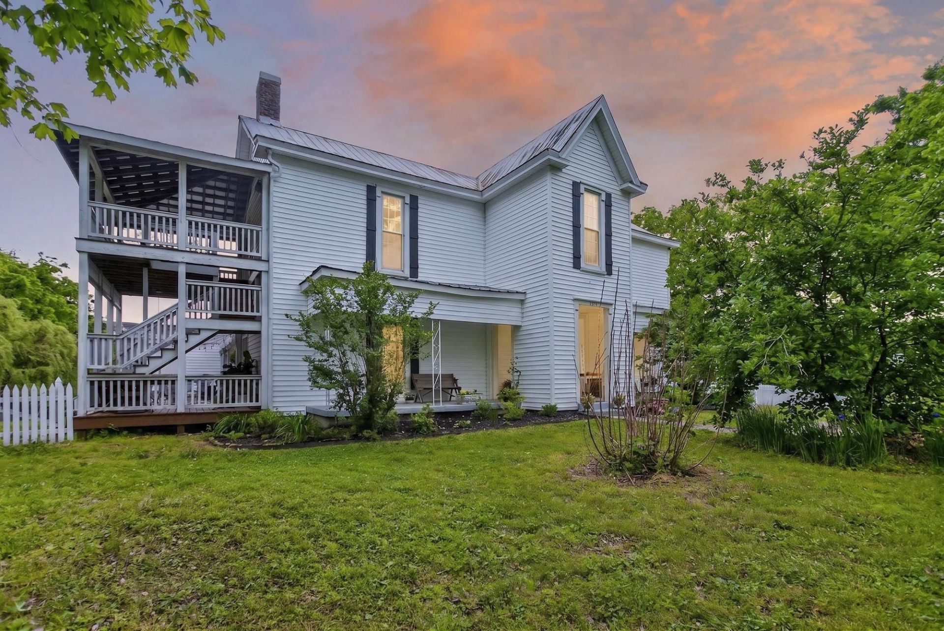 2816 Highway 12 N, Chapmansboro, TN 37035 Main Photo