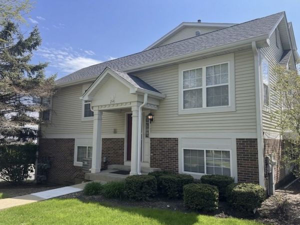295 Holiday Lane , Unit 295, Hainesville, IL 60073