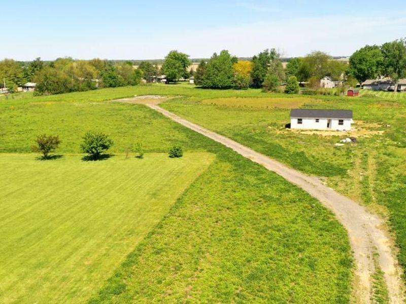 342 W Columbus Road, South Charleston, OH 45368 Photo 2