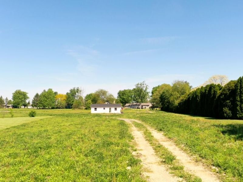 342 W Columbus Road, South Charleston, OH 45368 Photo 8
