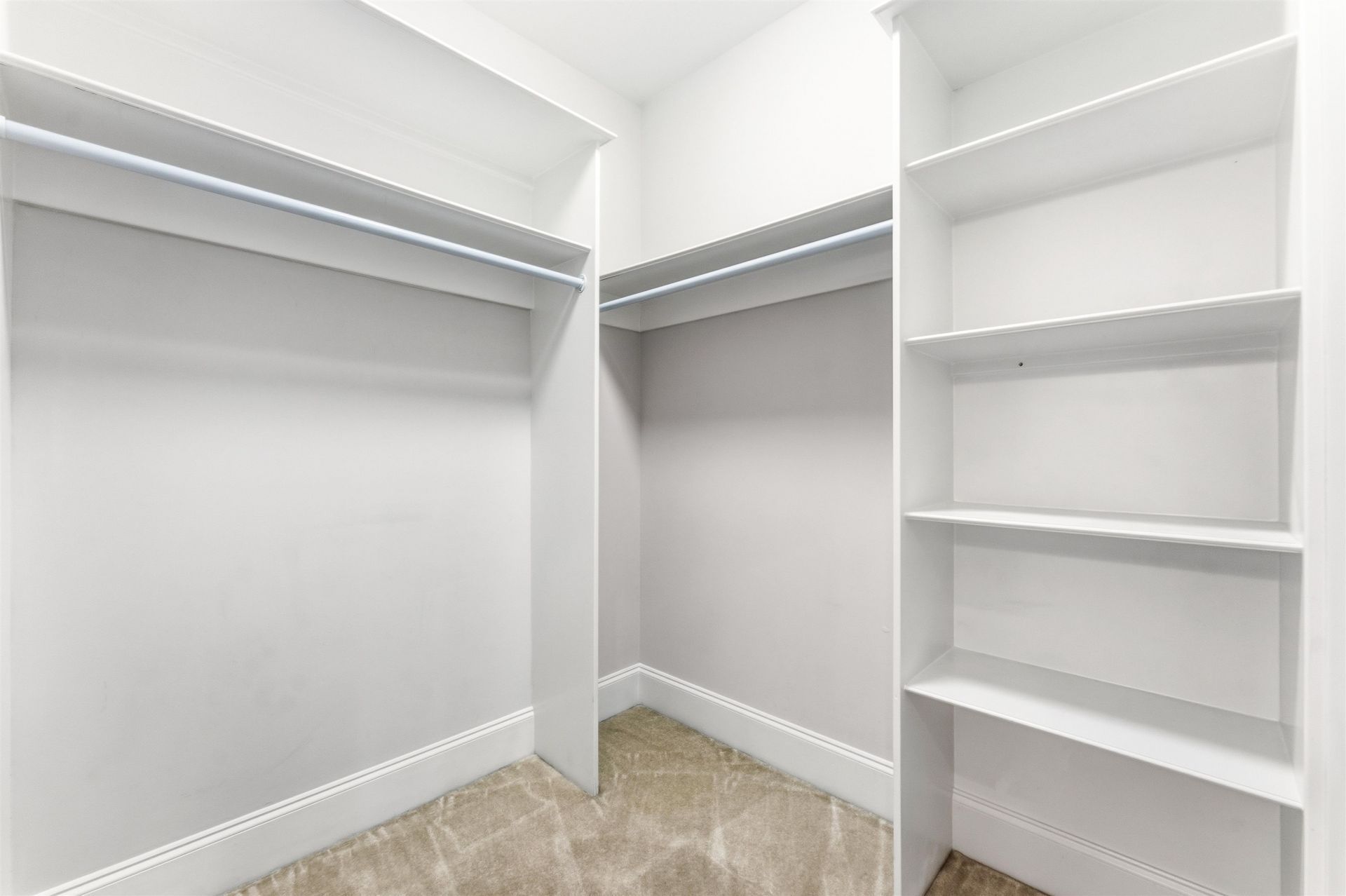 3013 Holly Berry Ct. Photo 59