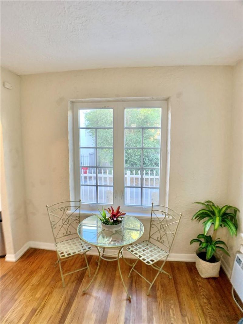 732 Euclid Avenue, Unit 9, Miami Beach, FL 33139 Photo