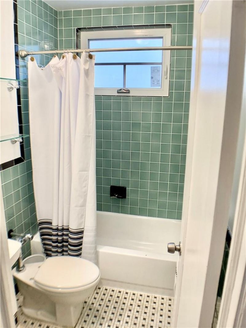 732 Euclid Avenue, Unit 9, Miami Beach, FL 33139 Photo