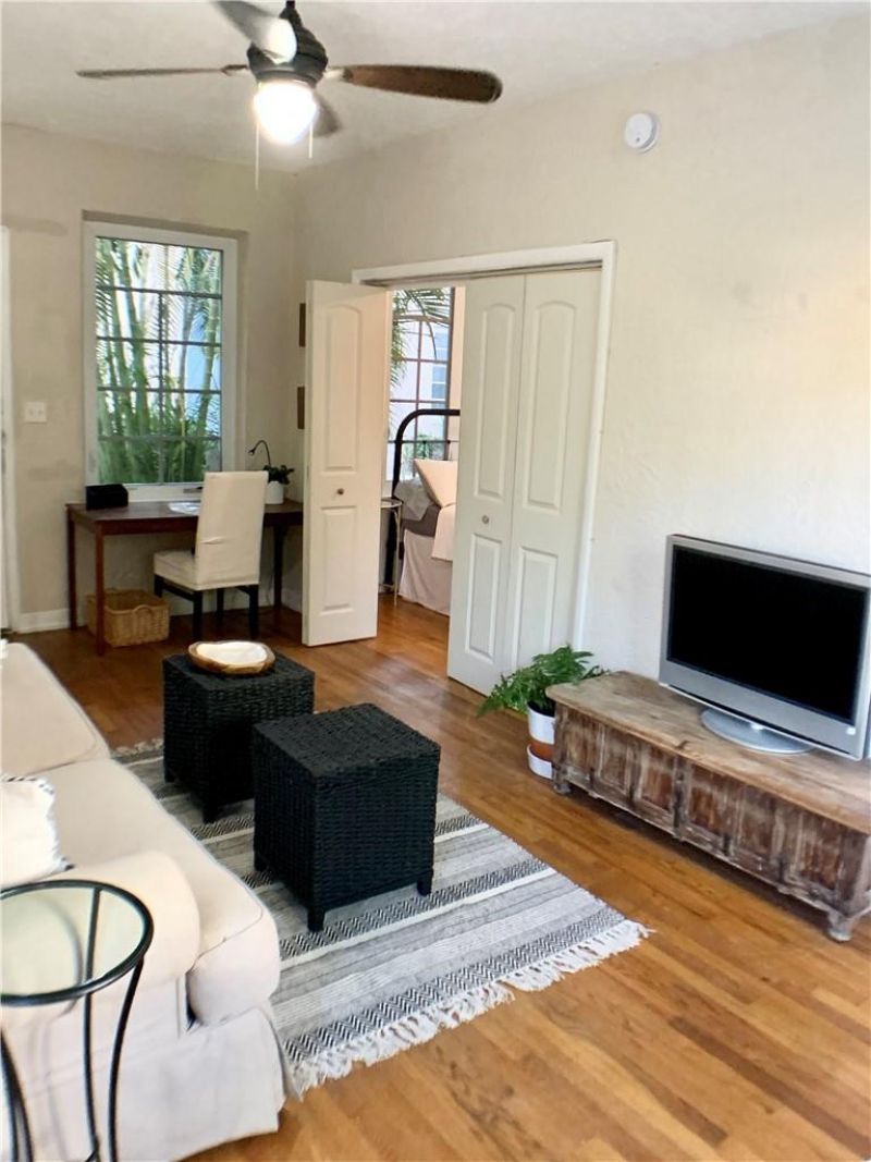 732 Euclid Avenue, Unit 9, Miami Beach, FL 33139 Photo