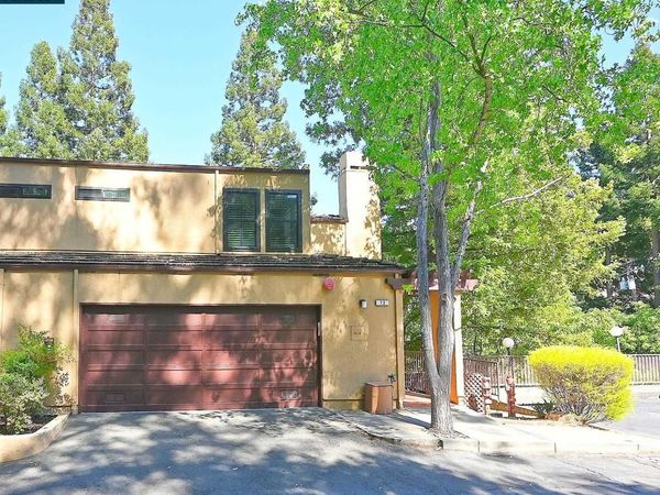3279 Mt Diablo Court, Unit 13, Lafayette, CA 94549