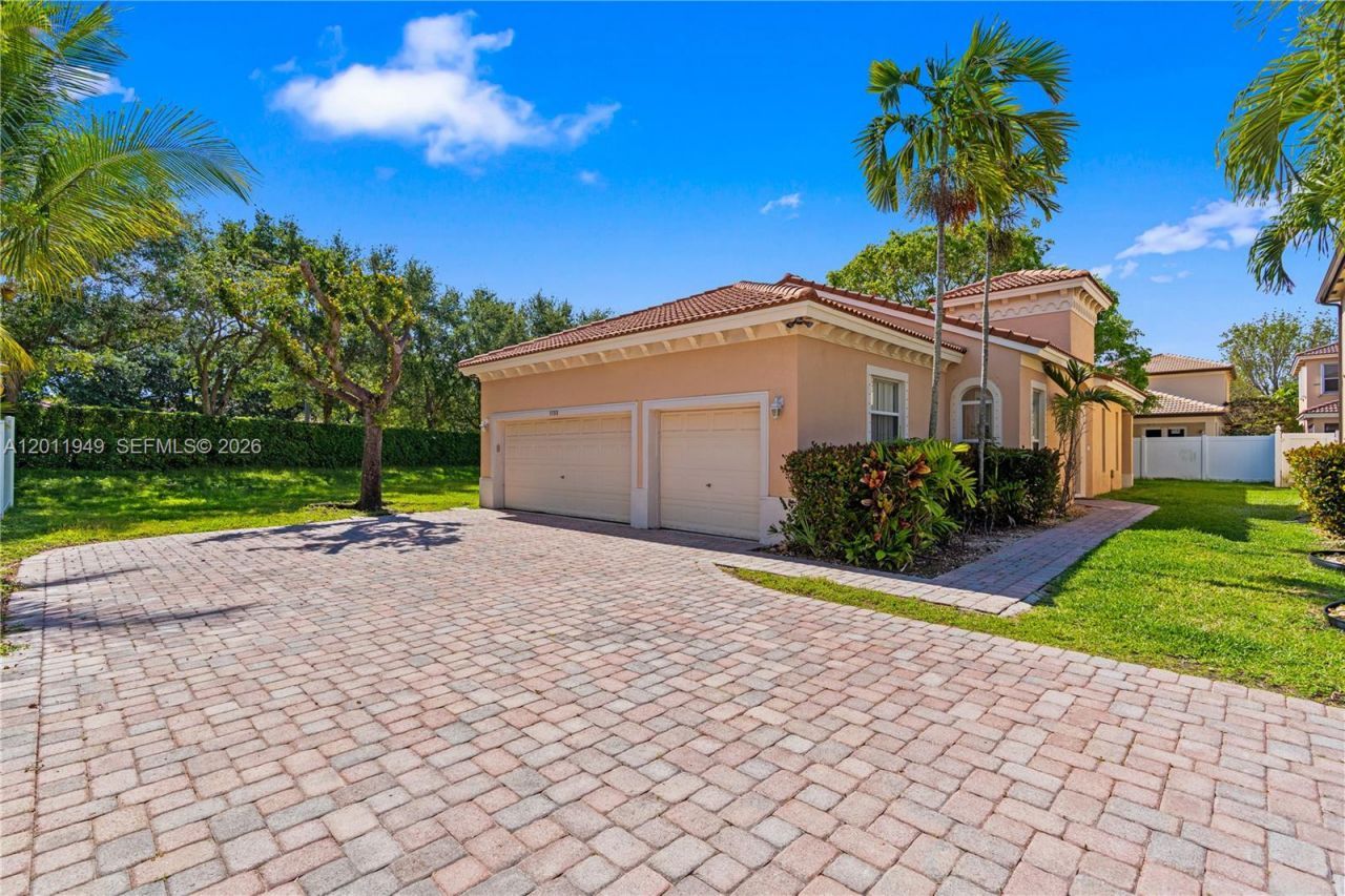 3788 NE 11th St, Homestead, FL 33033 Photo