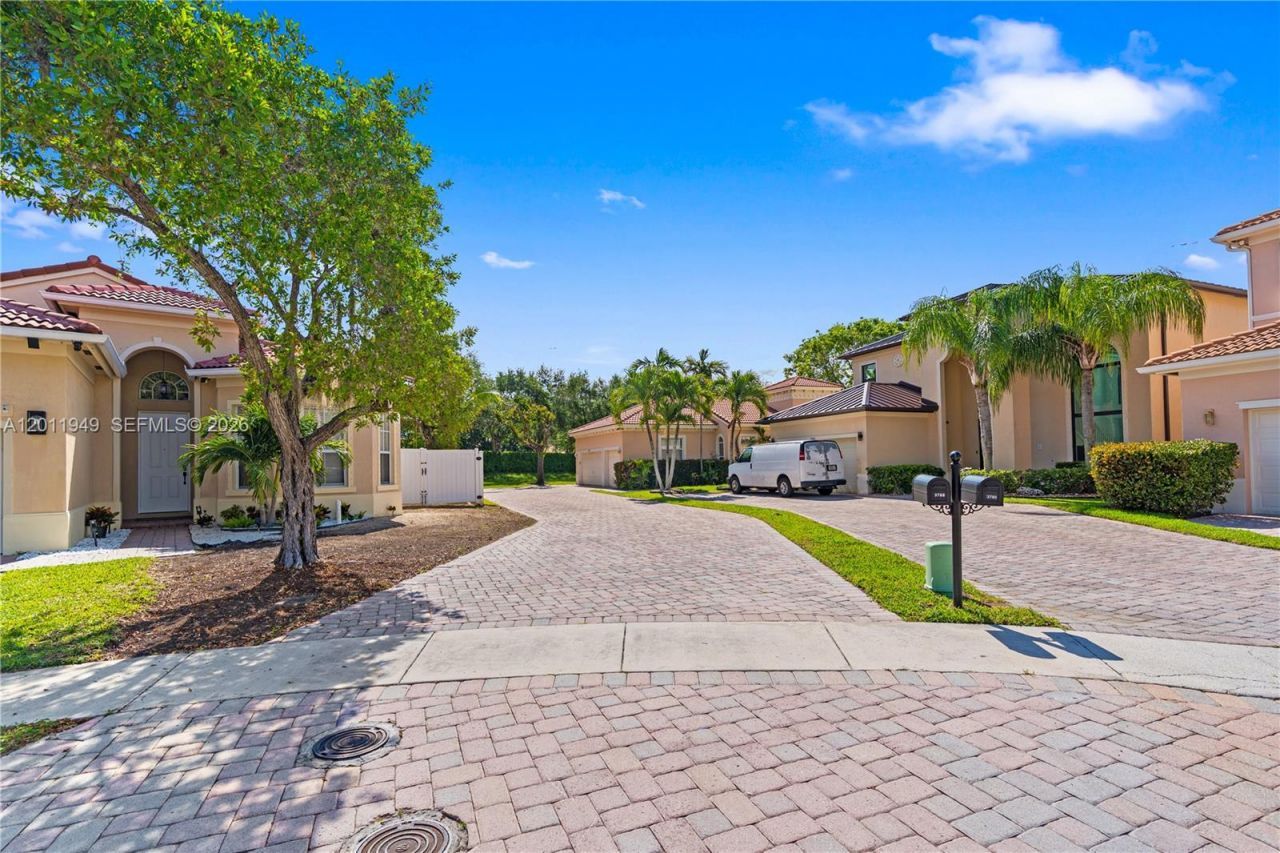 3788 NE 11th St, Homestead, FL 33033 Photo