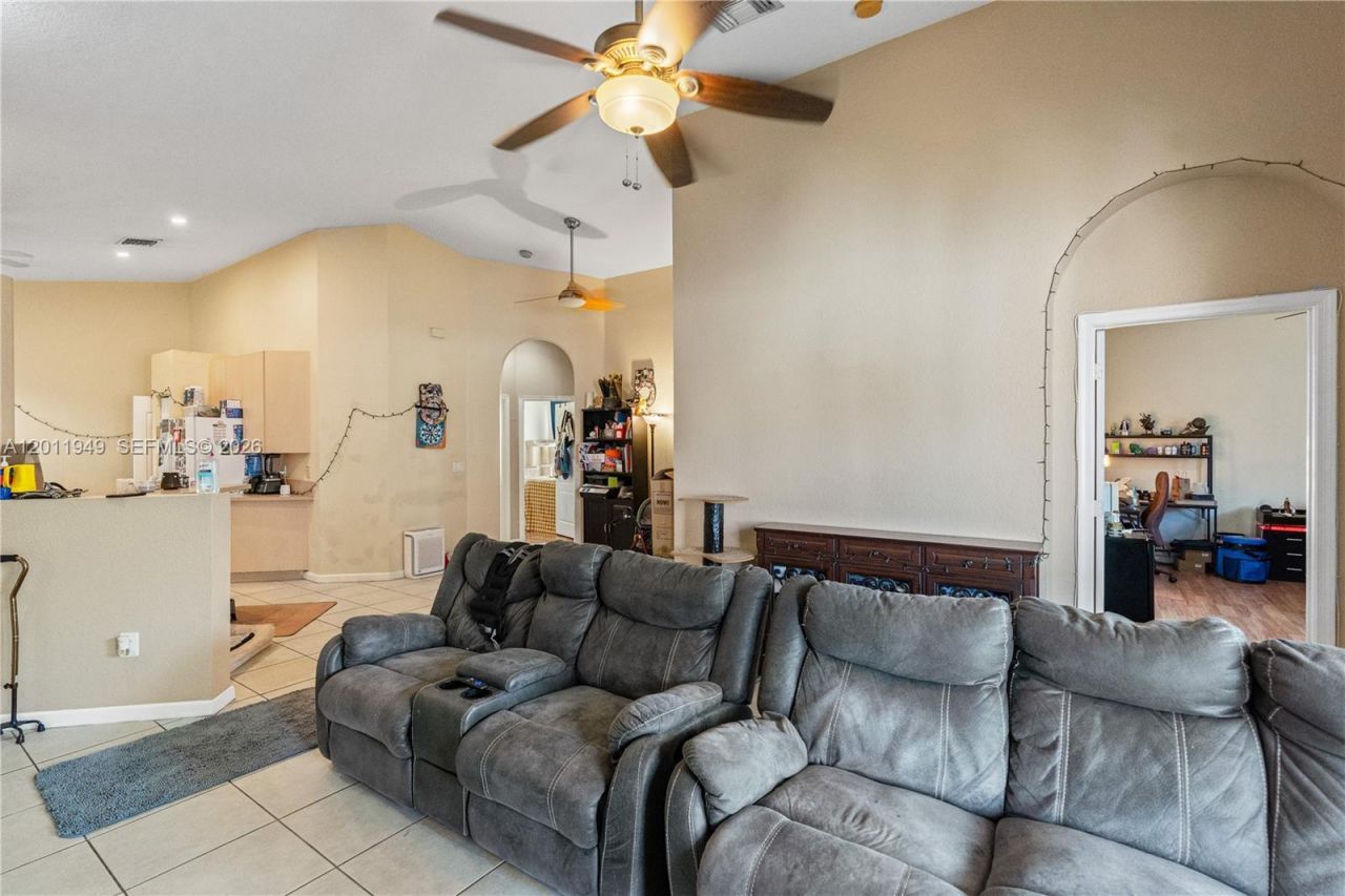 3788 NE 11th St, Homestead, FL 33033 Photo