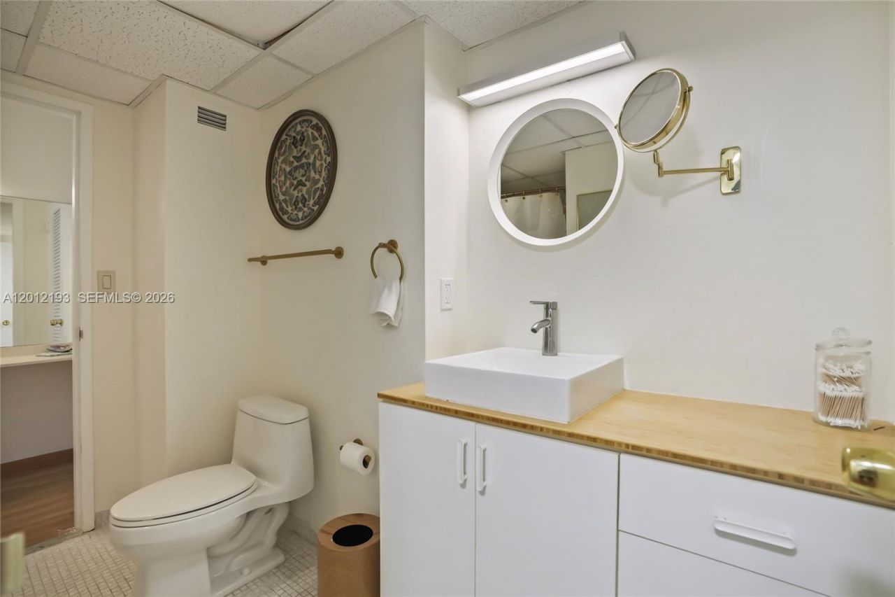 800 West Ave , Unit 738, Miami Beach, FL 33139 Photo