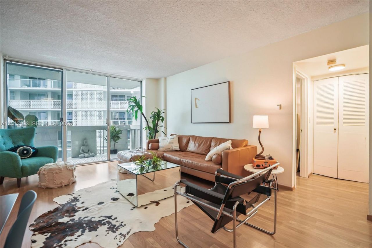 800 West Ave , Unit 738, Miami Beach, FL 33139 Photo