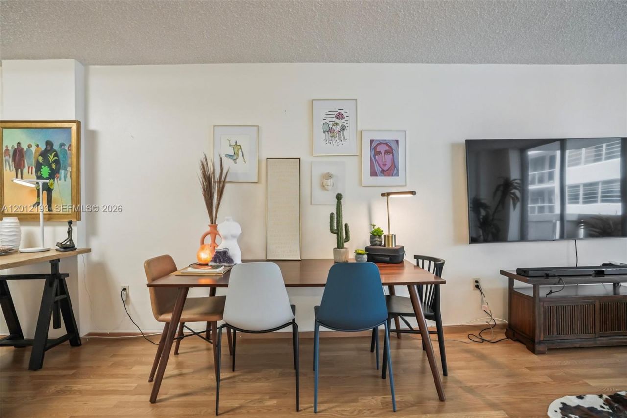 800 West Ave , Unit 738, Miami Beach, FL 33139 Photo