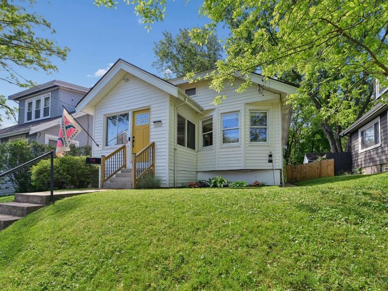 2321 Lysle Lane, Norwood, OH 45212 Photo 2