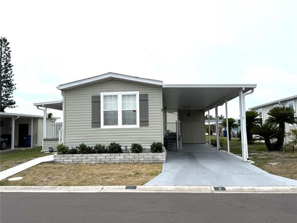 3 DATE AVENUE , BRADENTON, FL 34207