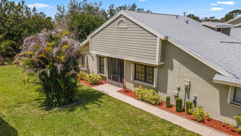 1526 SE Dewberry Court, Port Saint Lucie, FL 34952 Photo