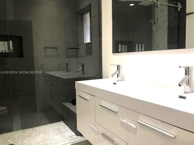 7560 NW 173rd Ln, Hialeah, FL 33015 Photo