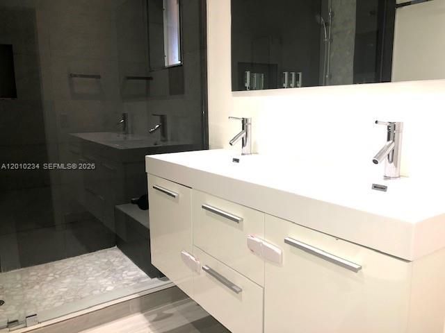 7560 NW 173rd Ln, Hialeah, FL 33015 Photo