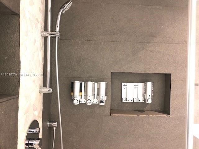 7560 NW 173rd Ln, Hialeah, FL 33015 Photo