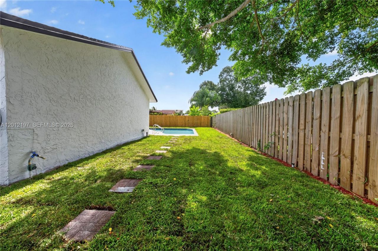 8310 NW 48 Street, Lauderhill, FL 33351 Photo