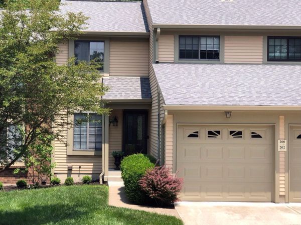 202 Shaker Heights Lane, Crestview Hills, KY 41017