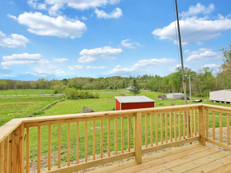 12186 State Route 155, Corning, OH 43730 Photo 4